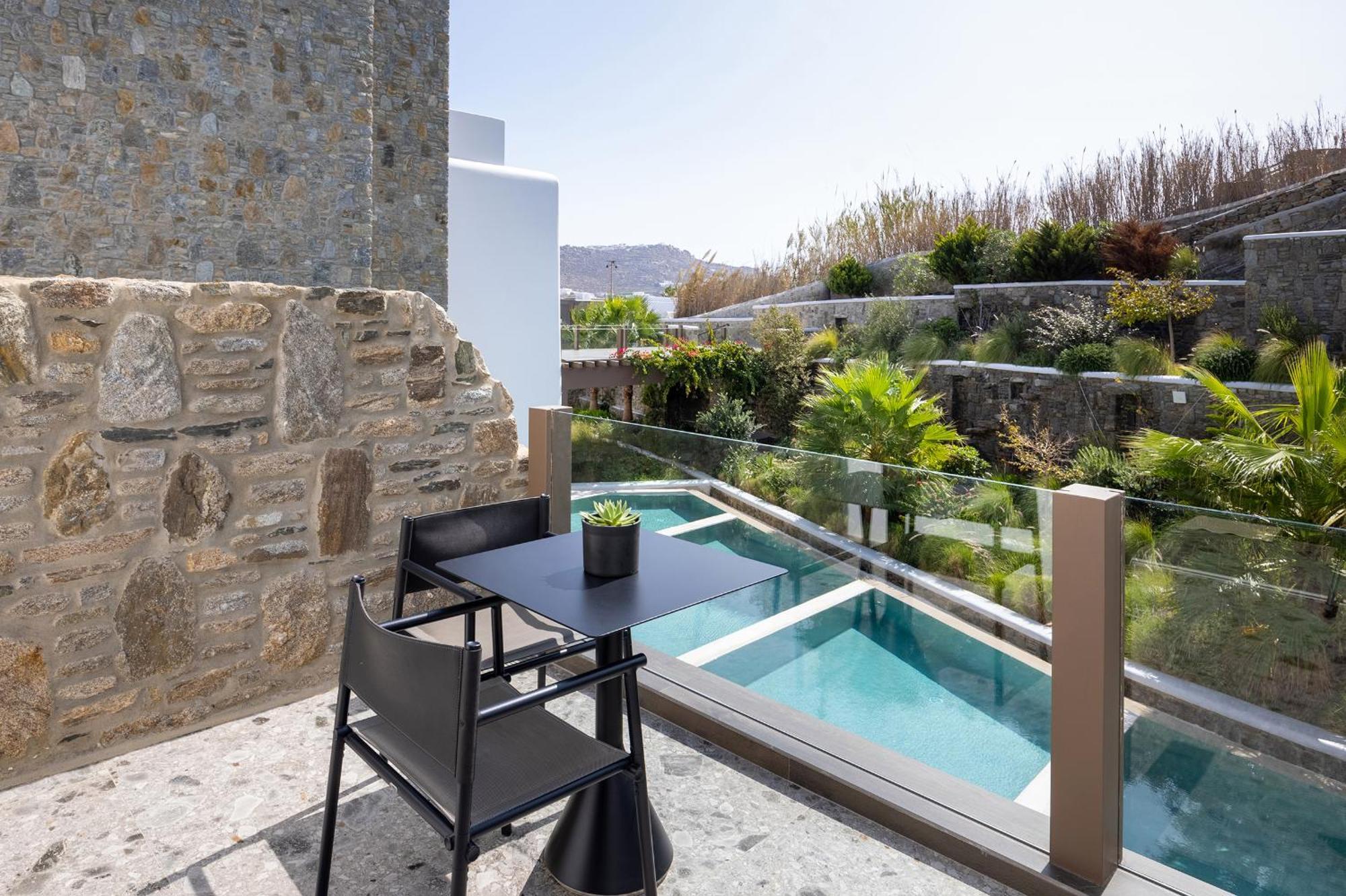 Aeonic Suites And Spa Mykonos Town Exterior photo