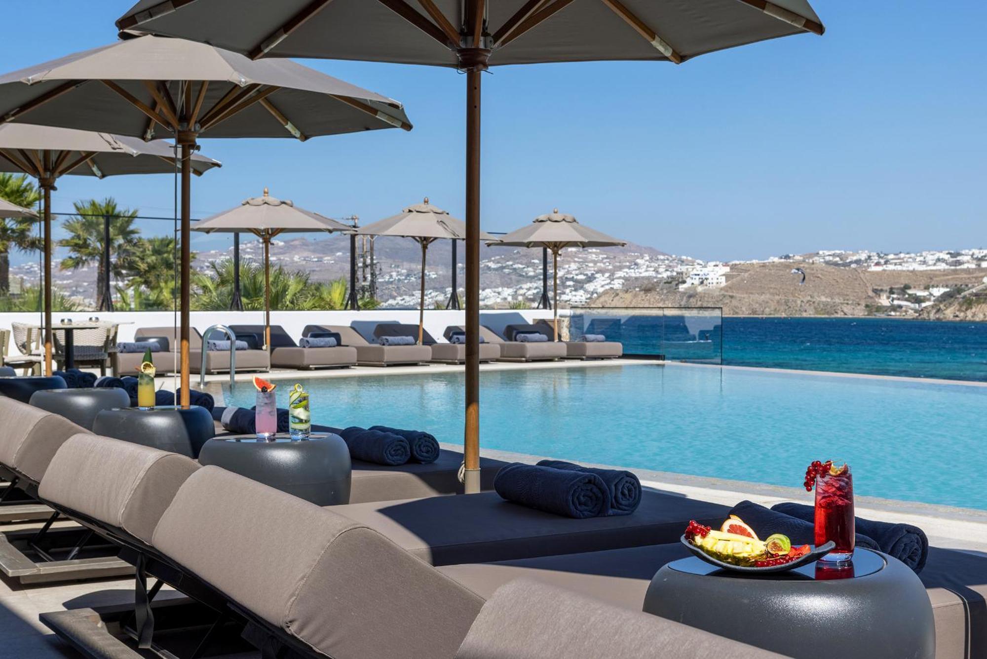 Aeonic Suites And Spa Mykonos Town Exterior photo