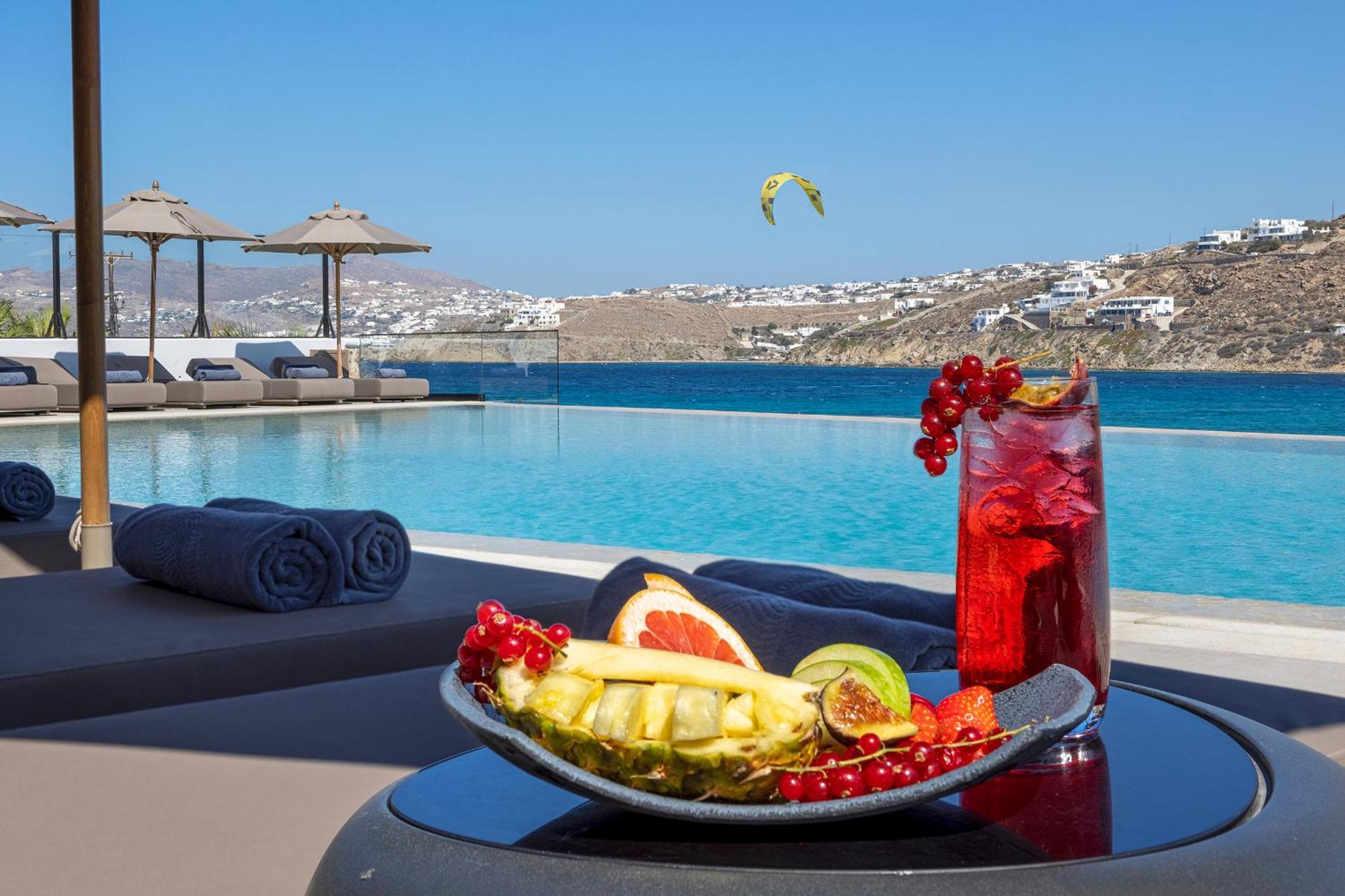 Aeonic Suites And Spa Mykonos Town Exterior photo