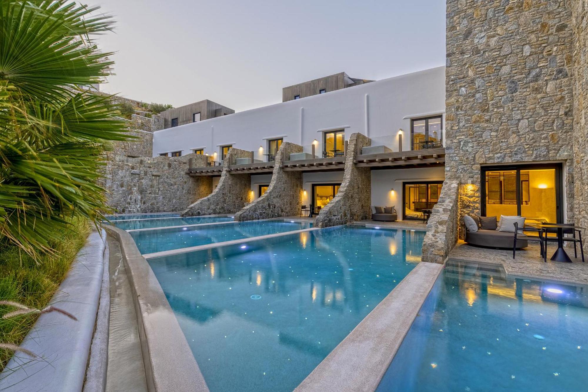 Aeonic Suites And Spa Mykonos Town Exterior photo