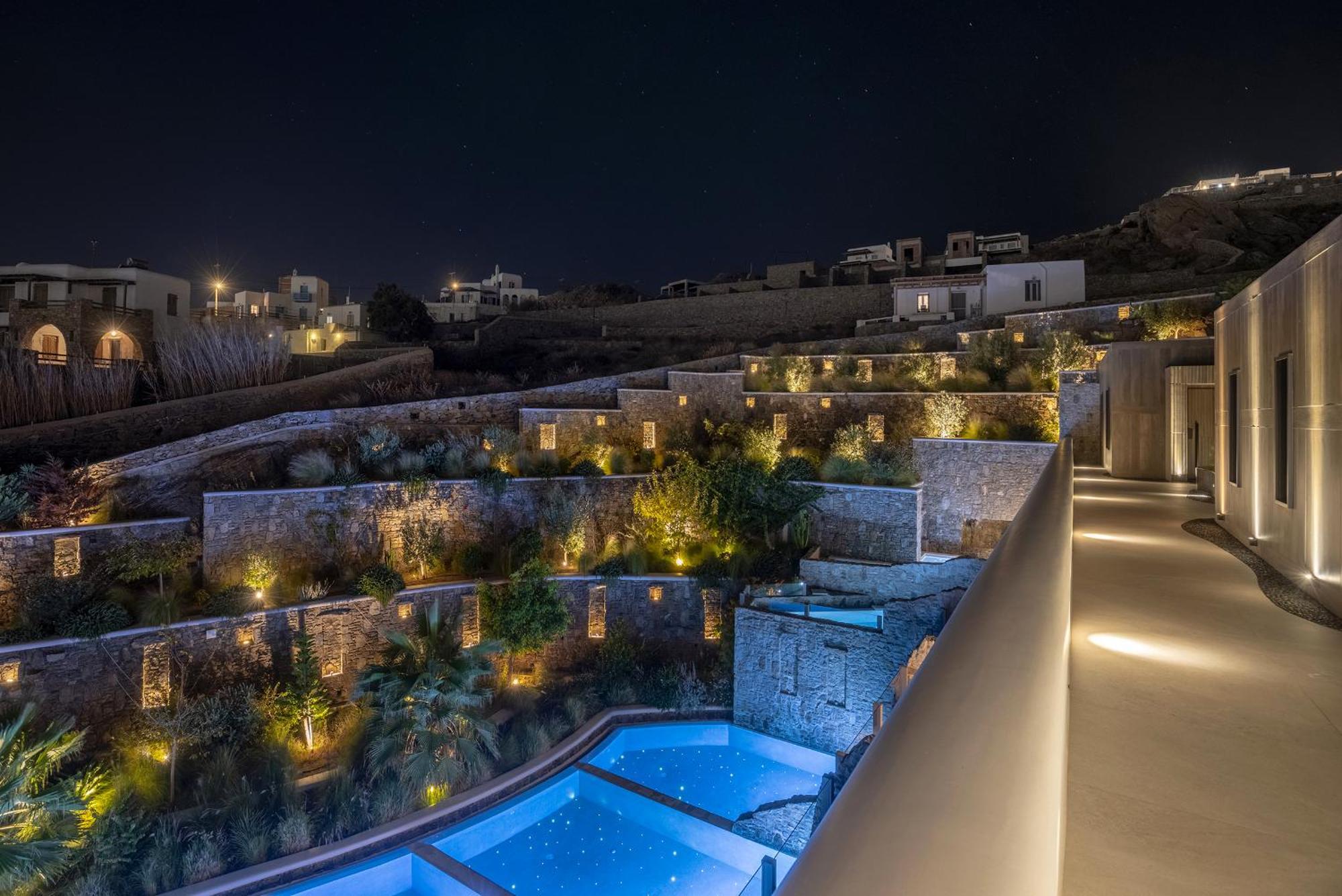 Aeonic Suites And Spa Mykonos Town Exterior photo